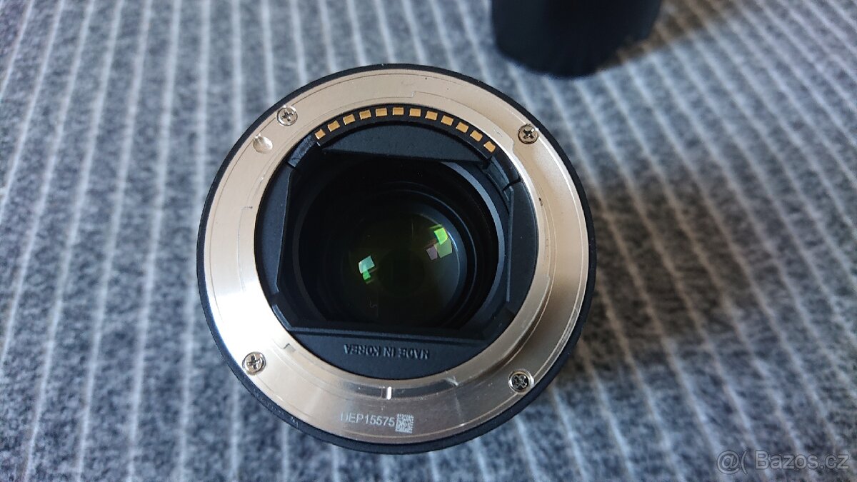 SAMYANG AF 75mm f/1,8 pro SONY E - 2