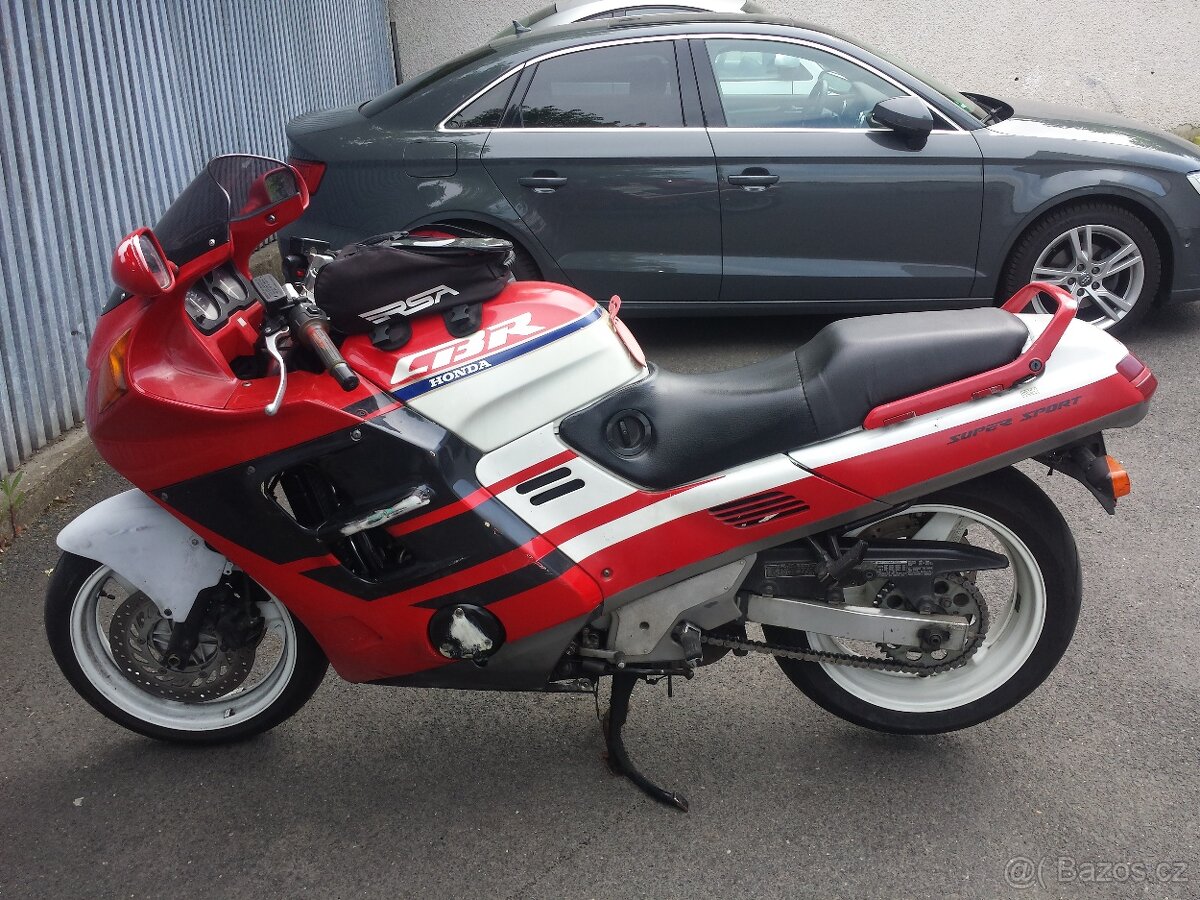 Honda cbr 1000f - 2