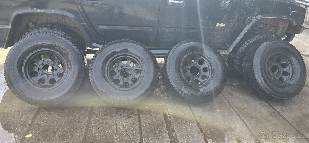 315/70 r17 8x165 hummer h2/h1 kola emola