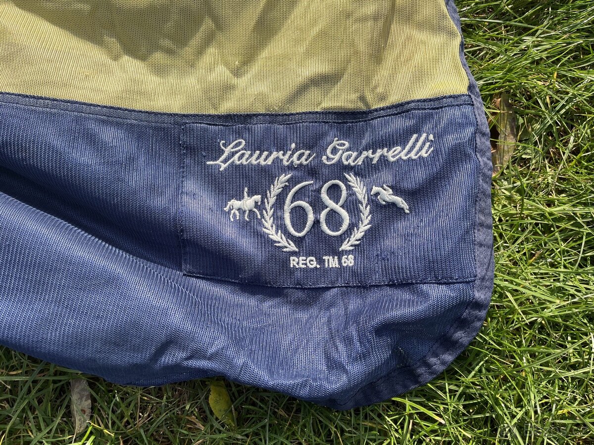 Síťovka s krkem - 2