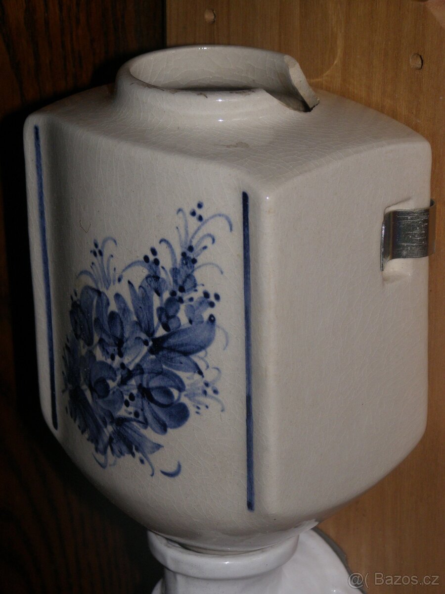 Nástěnný mlýnek - 2