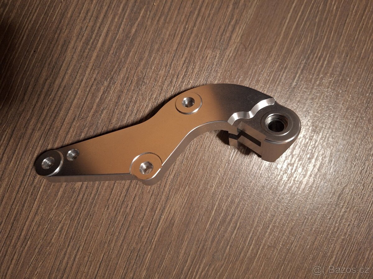 Brzdový adaptér na 320mm kotouč - 2