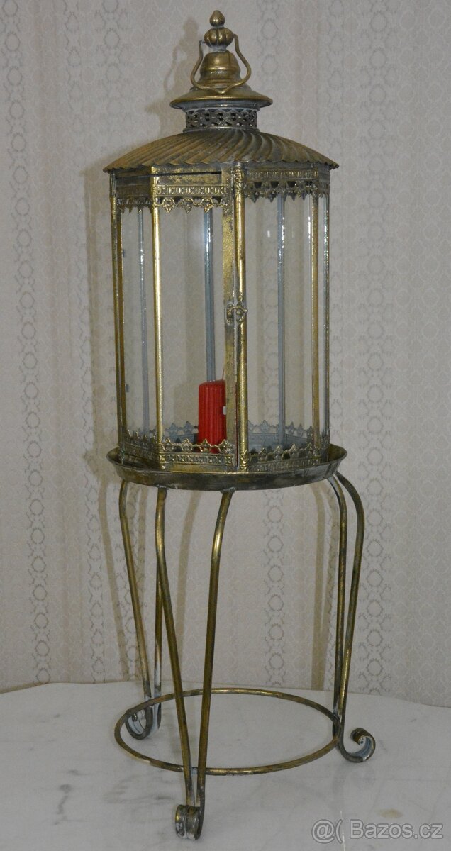 Retro kovová lucerna na stolečku - set - 2