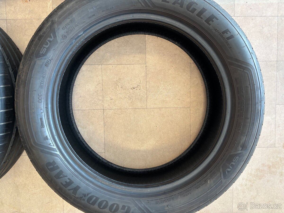 Letní pneu 235/50/19 - 2