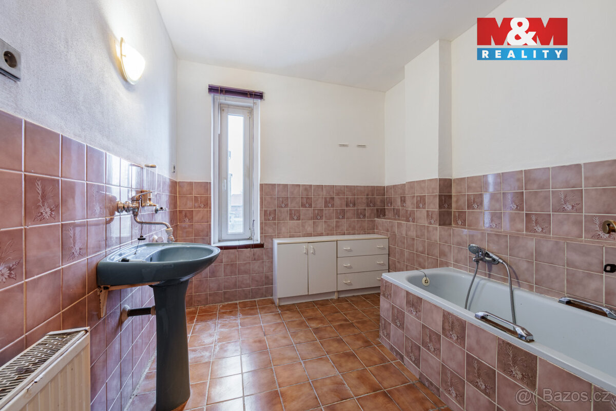 Prodej bytu 4+1, 113 m², Aš, ul. Jateční - 2