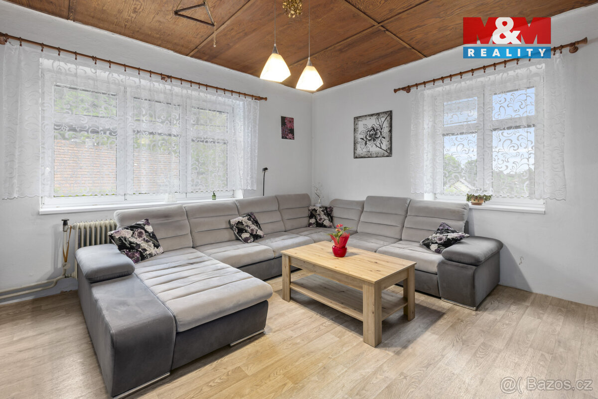 Prodej rodinného domu v Žlebských Chvalovicích - 2