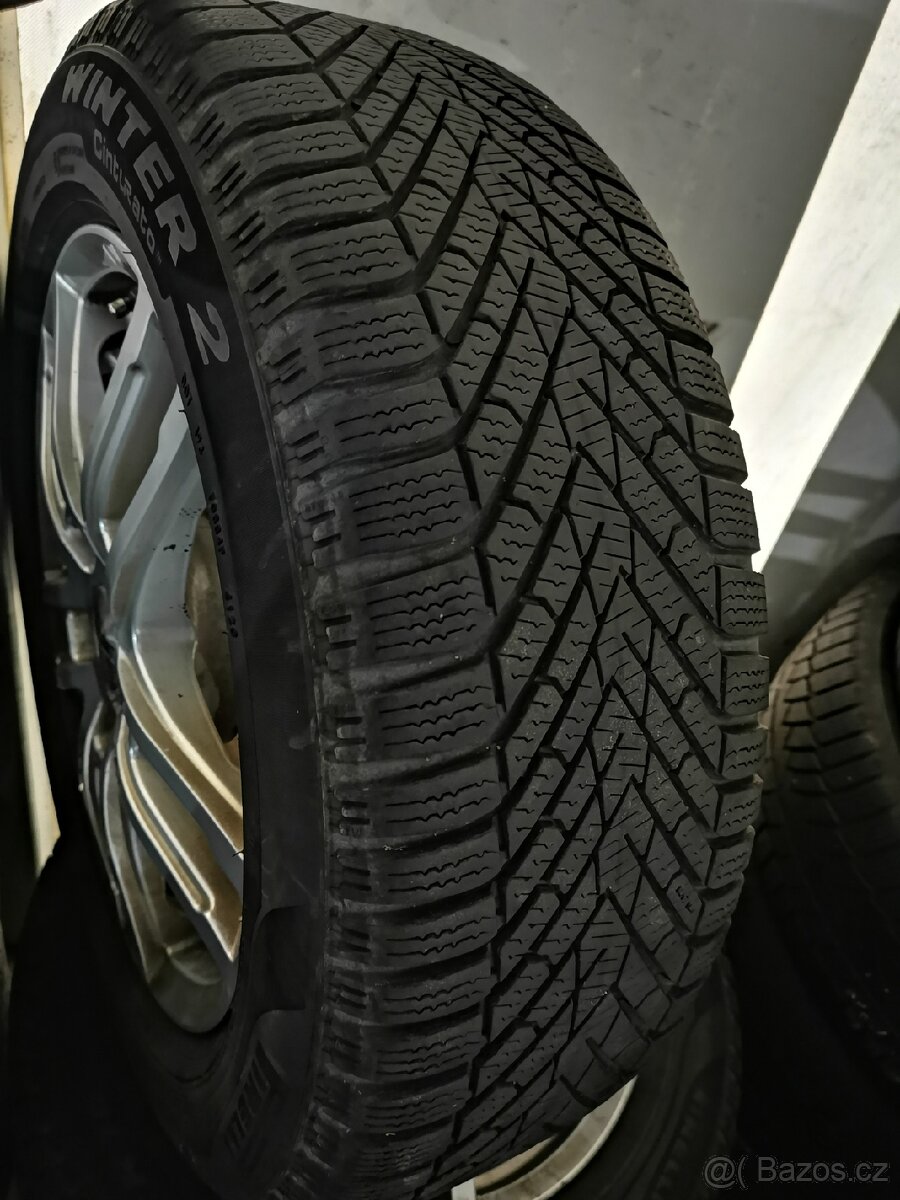 Zimní sada 205/60 R16, 6.5Jx16H2 ET41, Š. Superb, VW Passat - 2