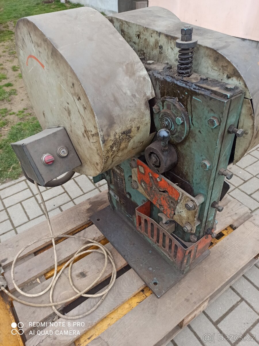 Elektrické nůžky na plech/dráty/profily - 2