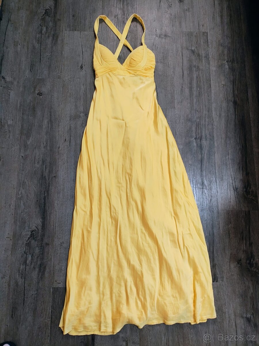 Dlouhé žluté společenské šaty - 2