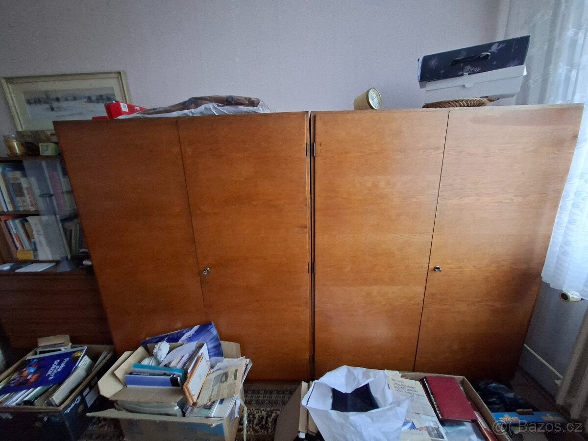 skříně retro - 2