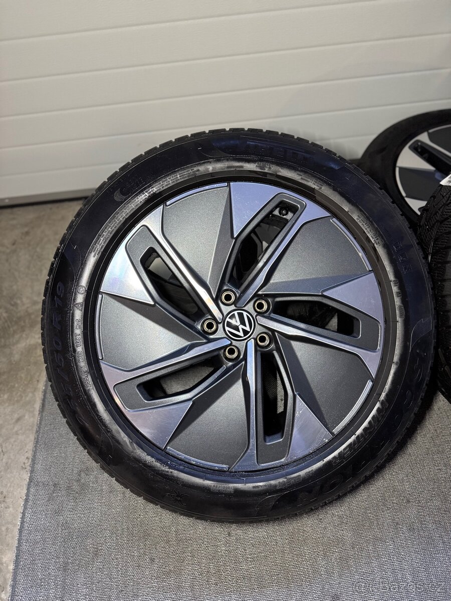 ORIGINÁLNÍ ALU SADA VW ID4 R19 - 2