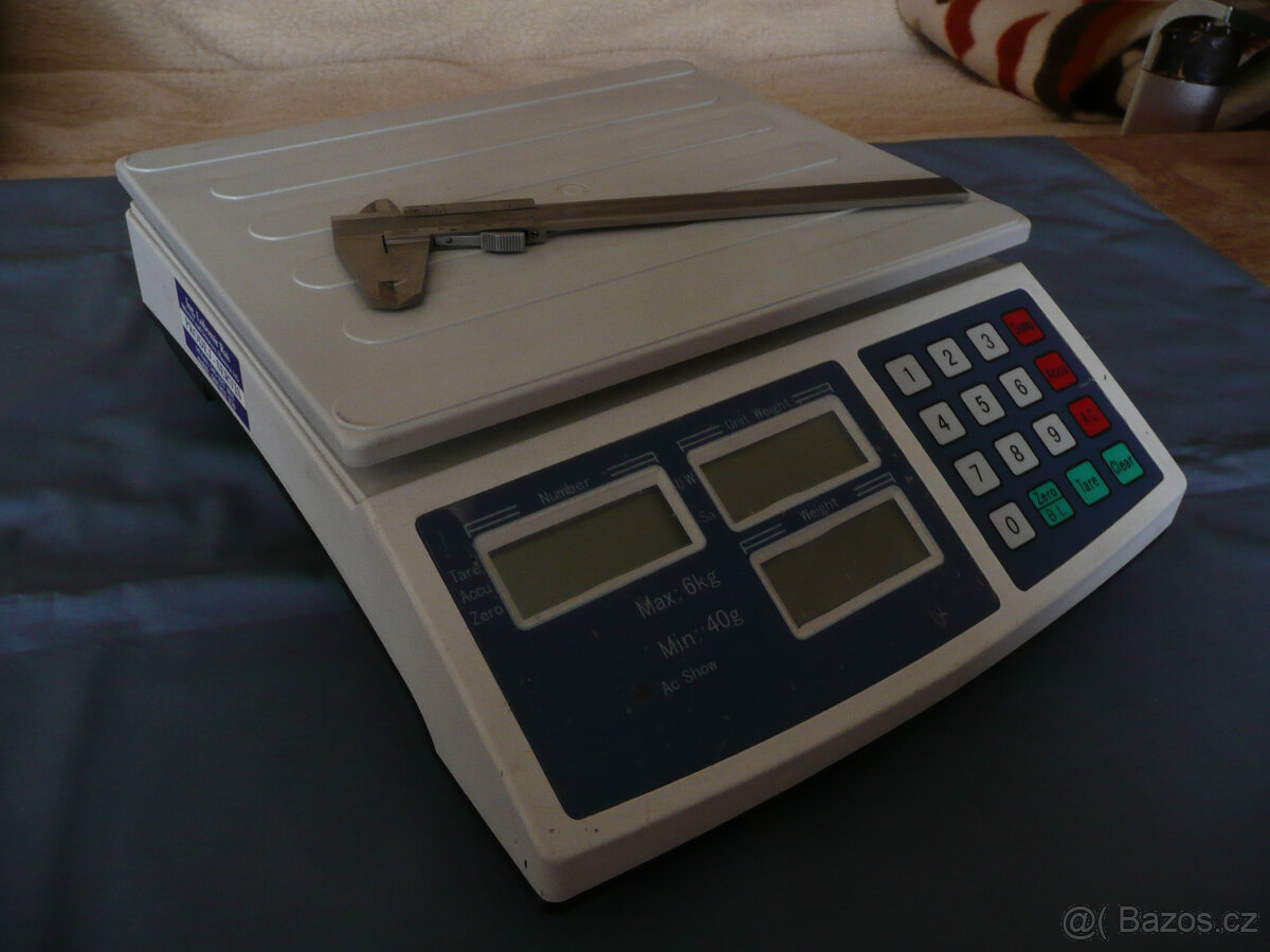 Počítací váha typ JCS-A Counting Scale. - 2