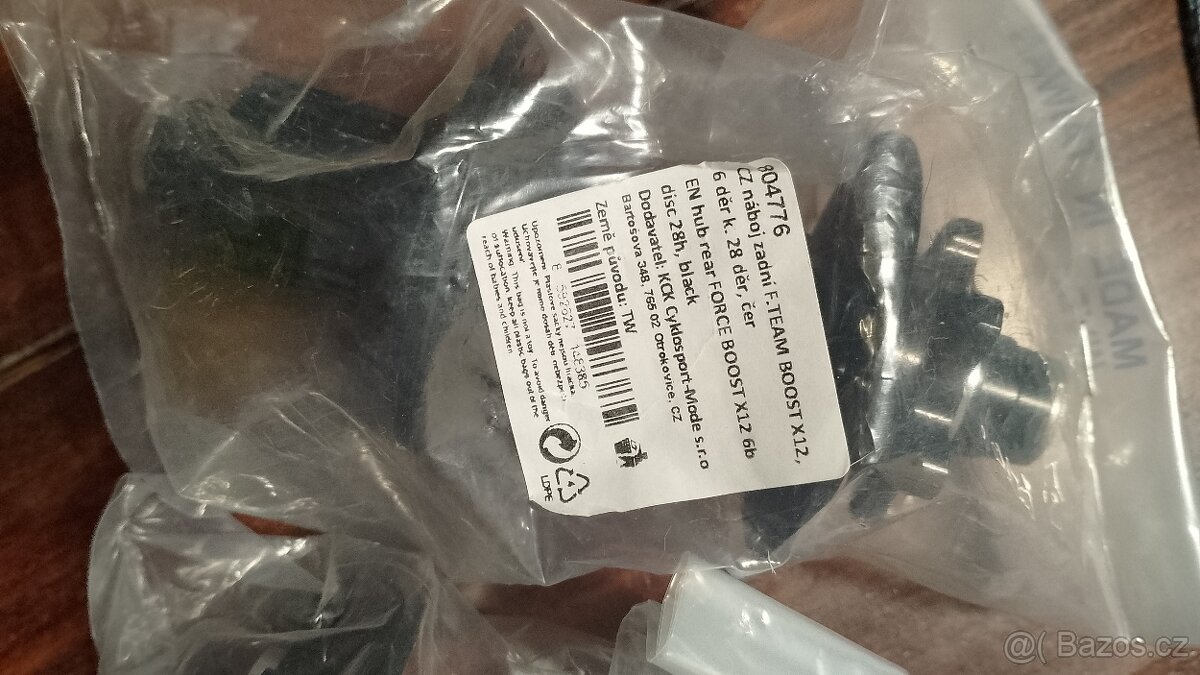 Prodám nové boost náboje Force Team na 28 děr /6děr, Microsp - 2