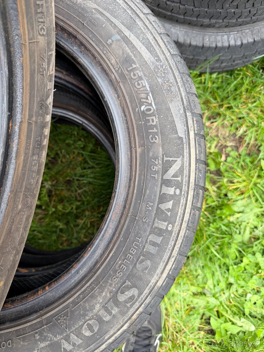 Pneu 155/70R13 - 2