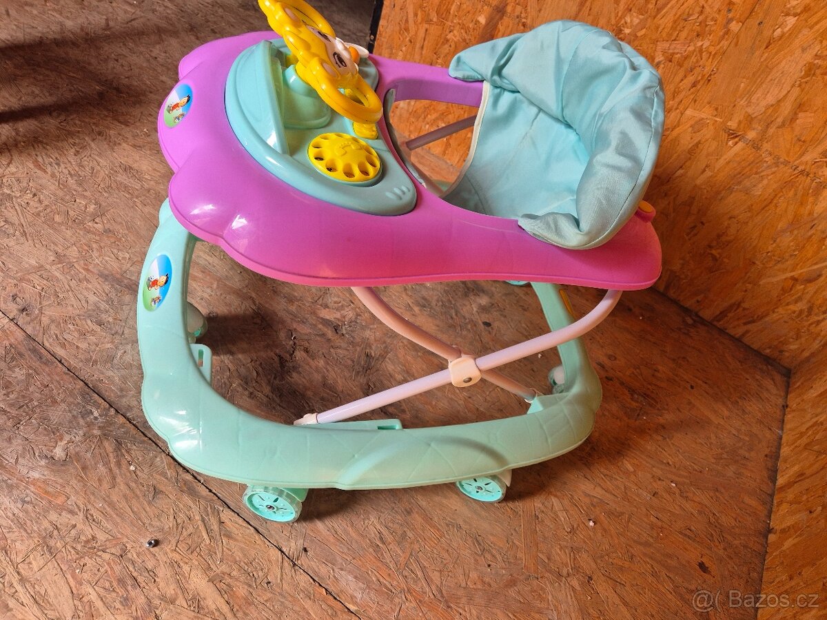 Dětské chodítko - 2