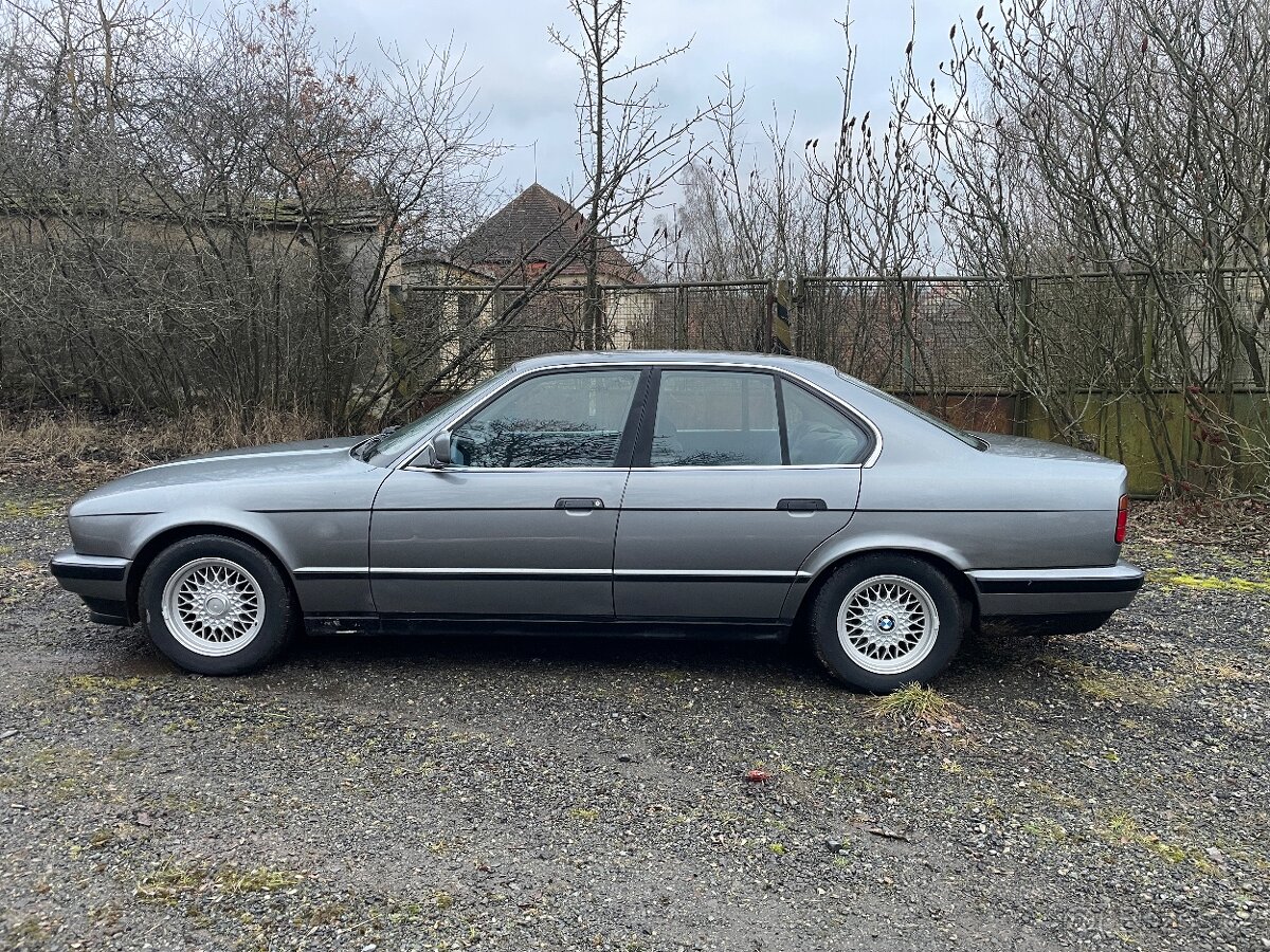 BMW e34 520i m50b20 - 2