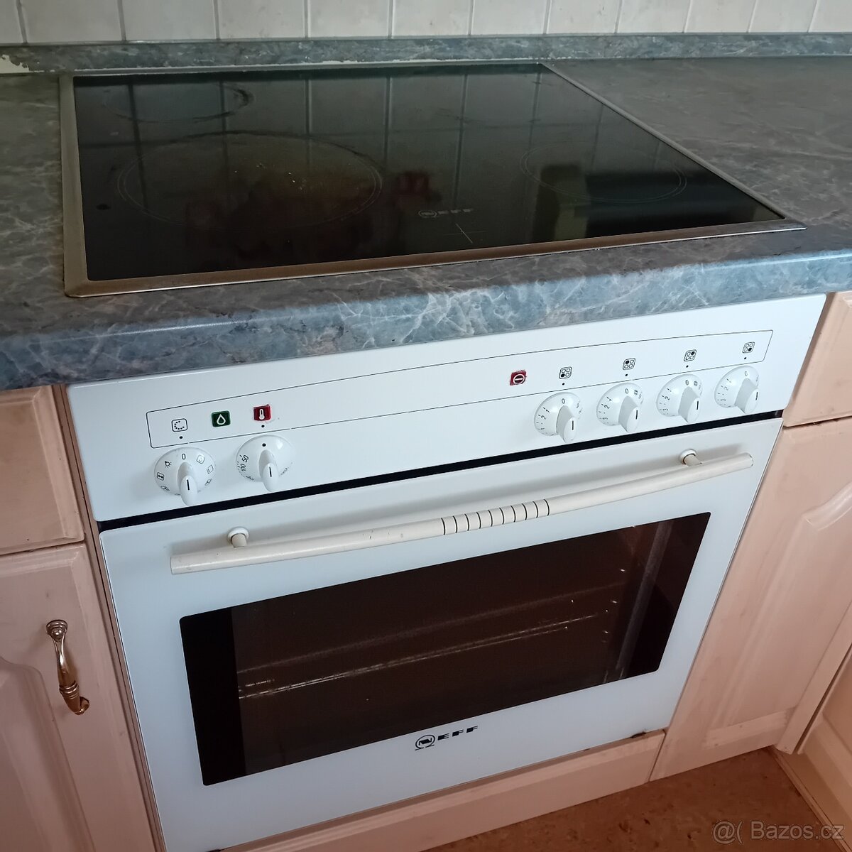 Kuchyňská linka se spotřebiči - 2
