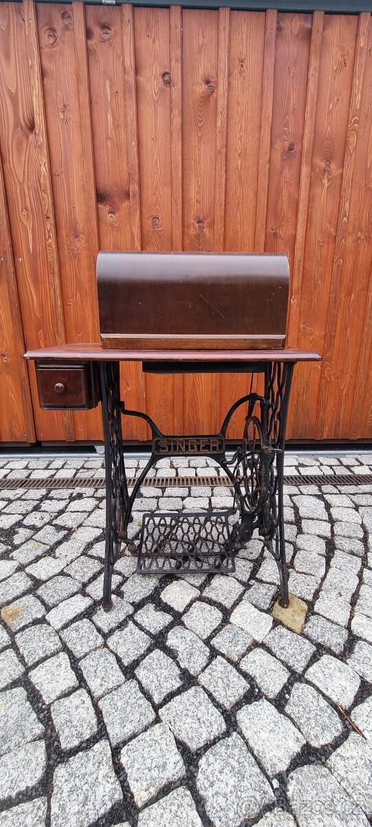 Šicí stroj šlapací Singer - 2