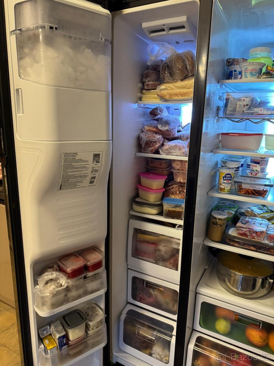 Americká lednice SAMSUNG RS A+++H 7 UNBP - 2