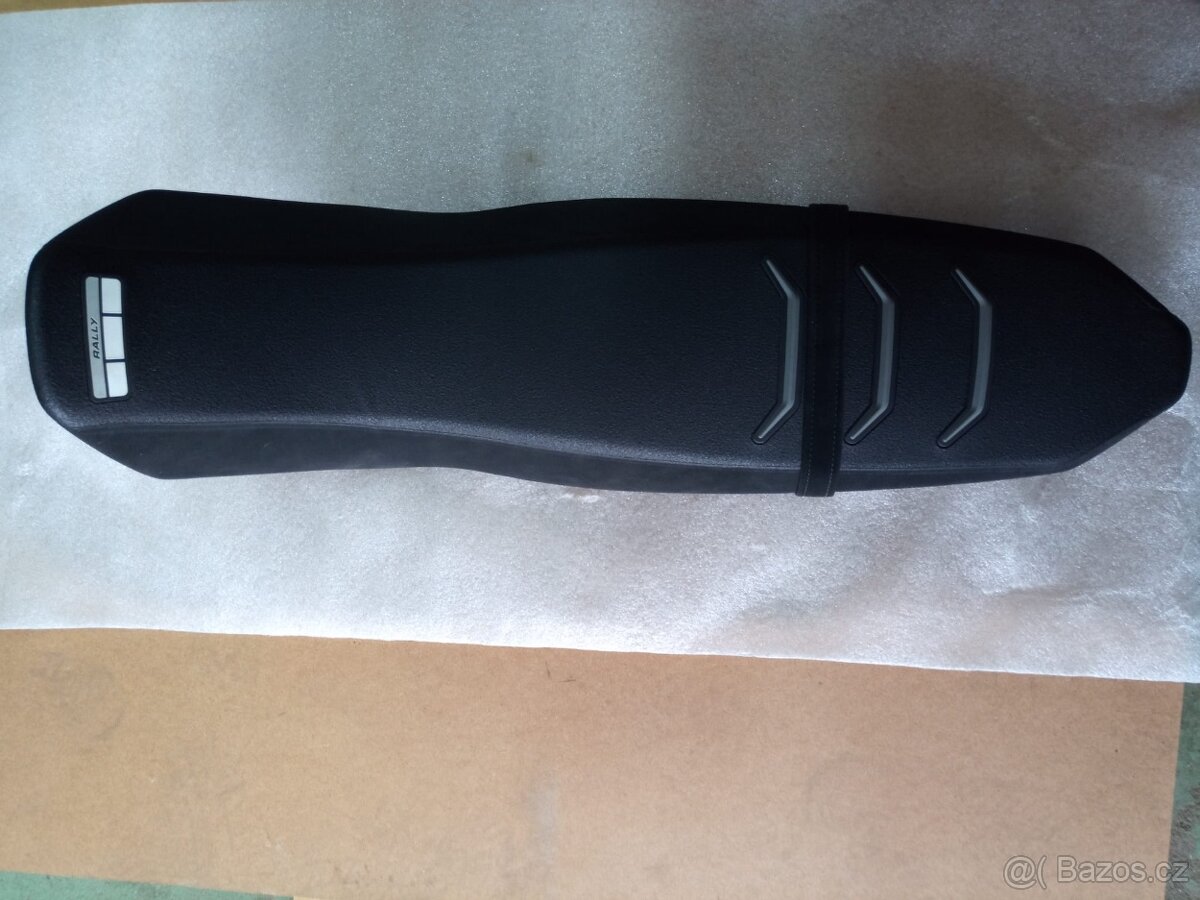 Nové sedlo Yamaha Tenere 700 Rally 2025 - 2