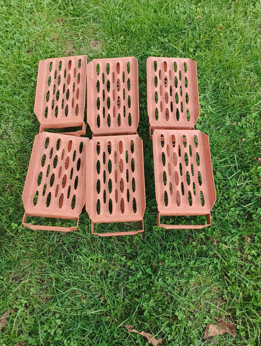 Nášlapy na tašky - 2