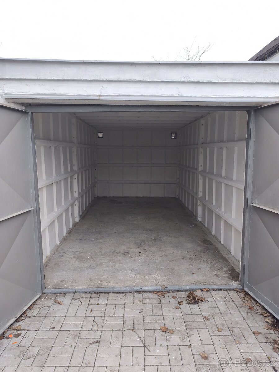 Pronájem garáže Kolín Lidl - 2
