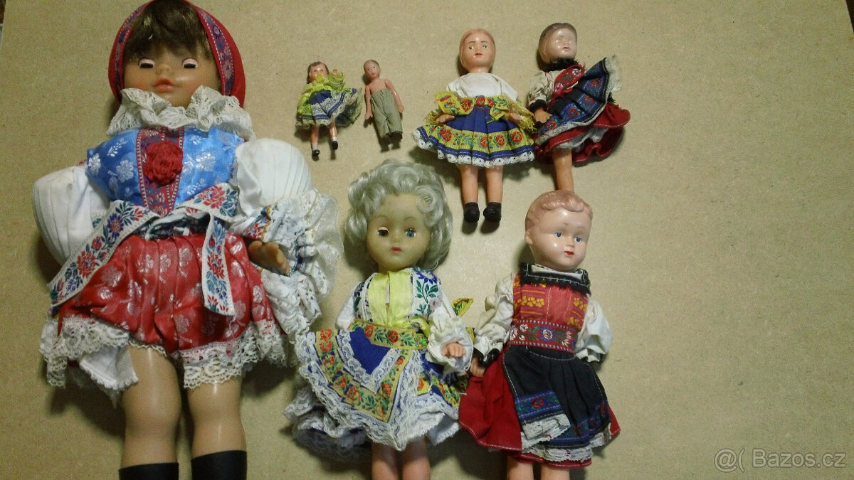 panenky v kroji - 2