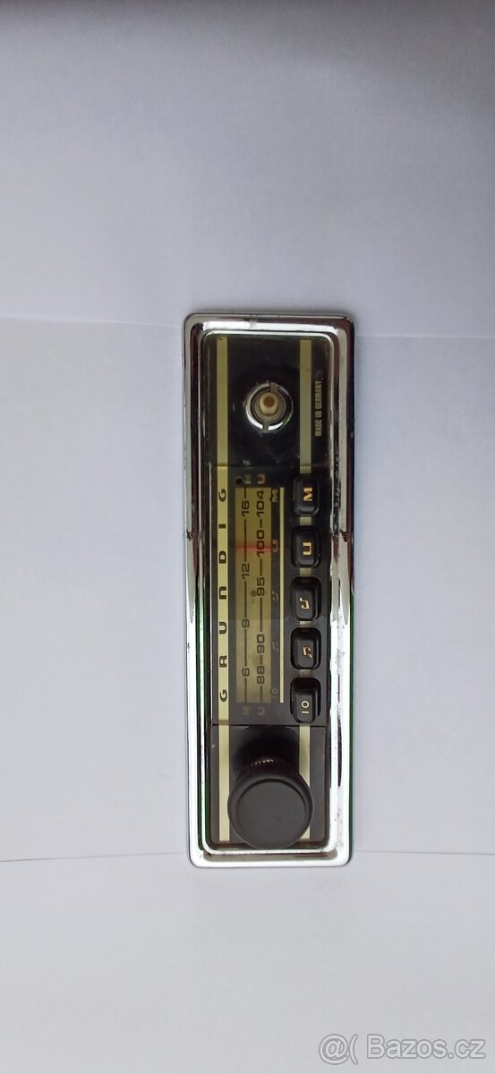 Autorádio Grundig - 2