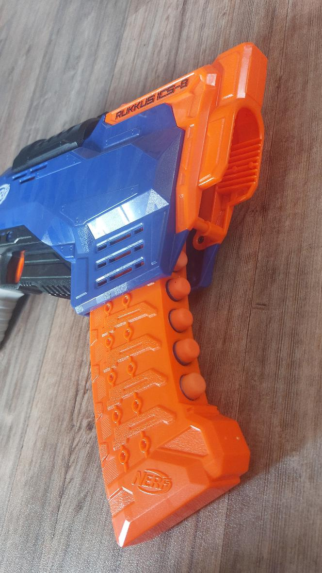 Prodám Nerf N-Strike Elite blástr - 2