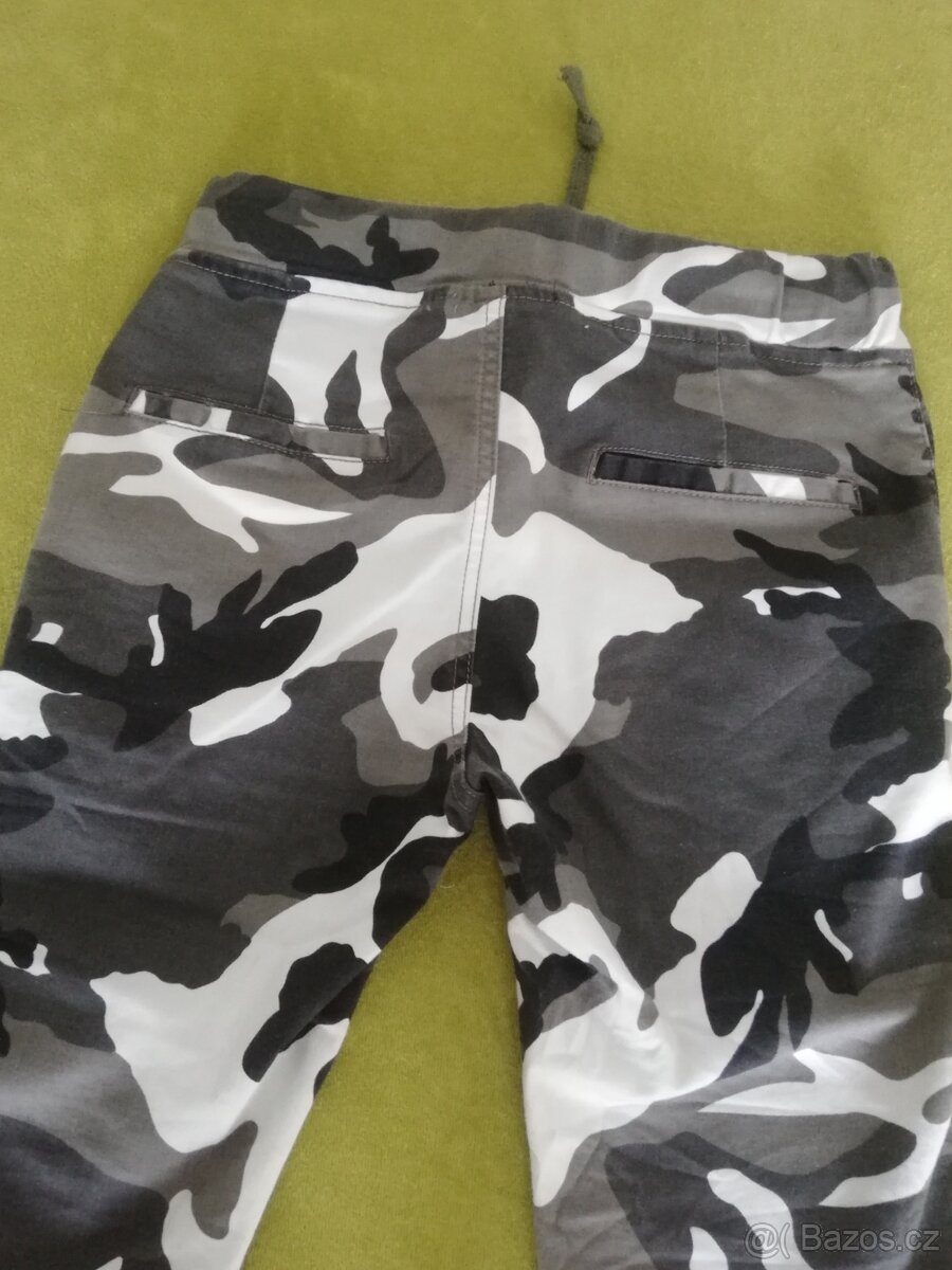 Damske kalhoty vel. S - 2