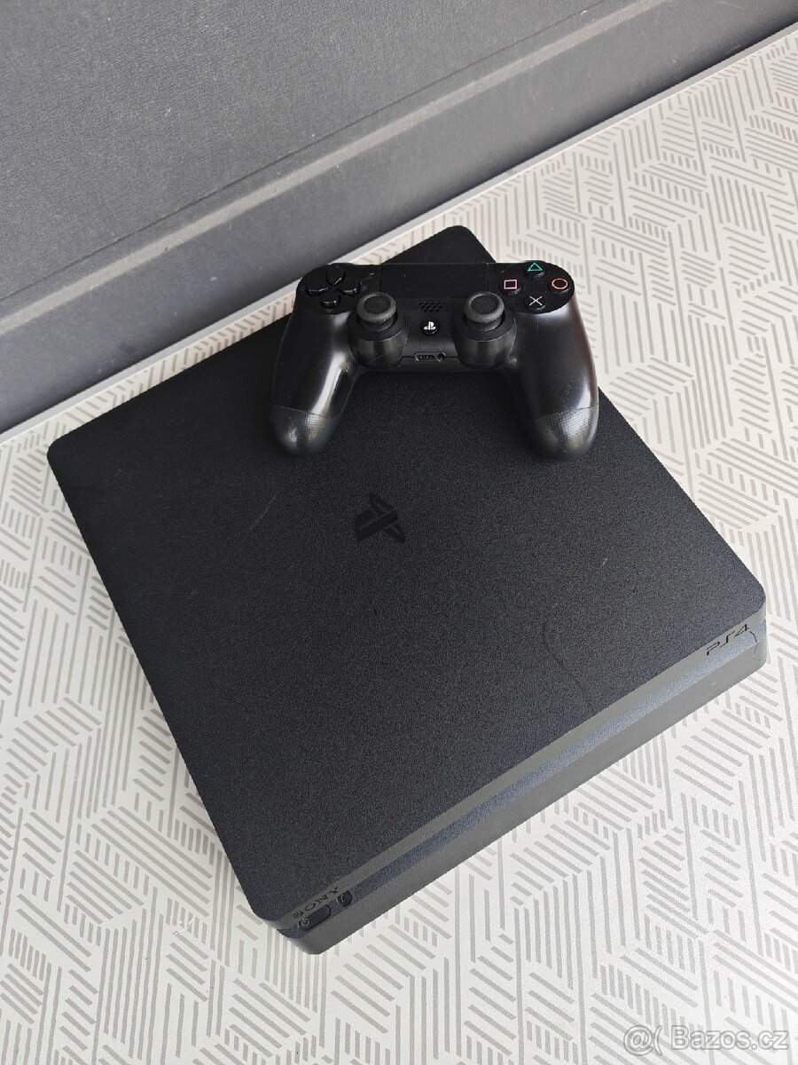 Playstation 4 slim soft 8.50 - 2