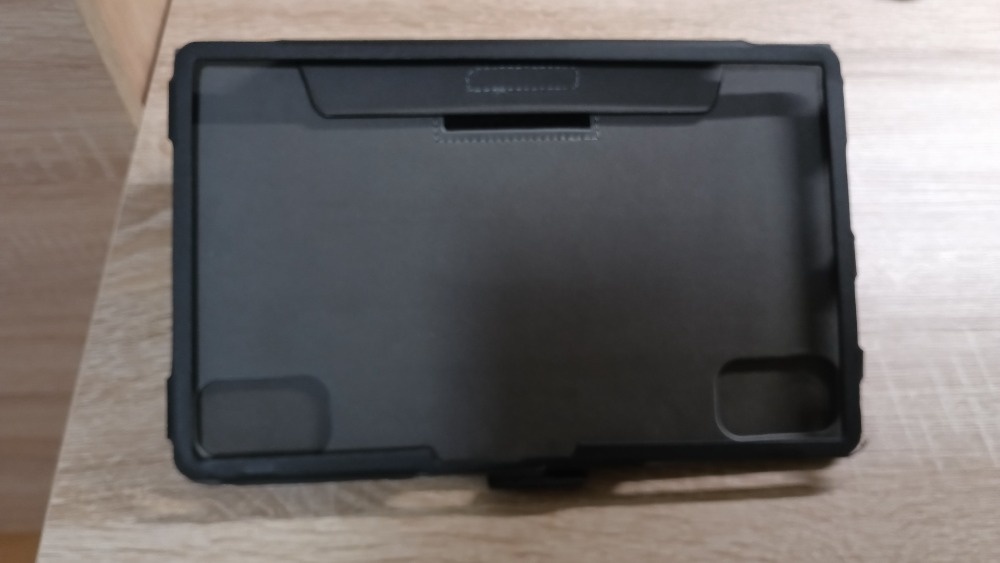 NOVÉ POUZDRO NA TABLET - 2