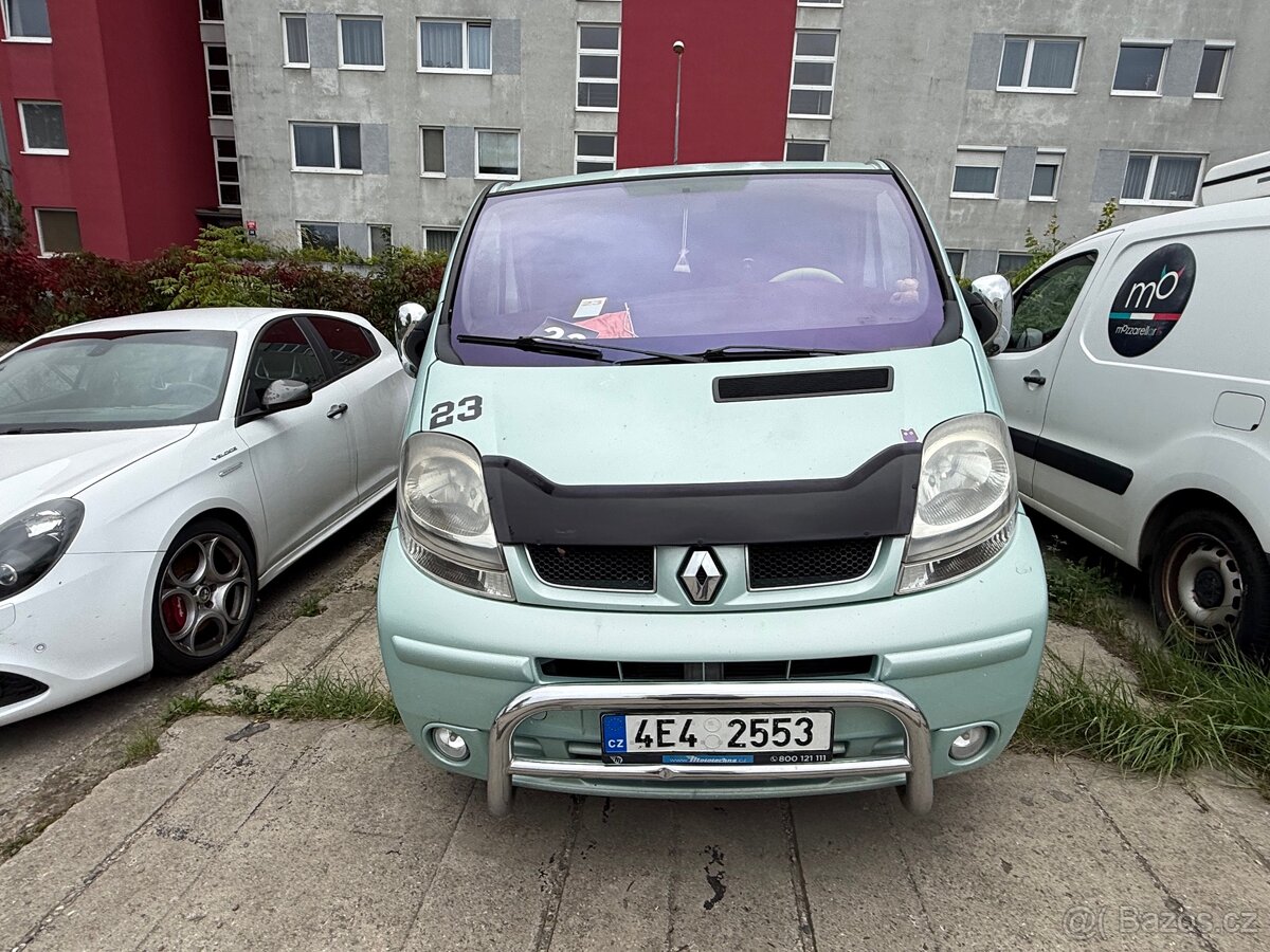 Renault TRAFIC 1,9 minibus 9míst - 2
