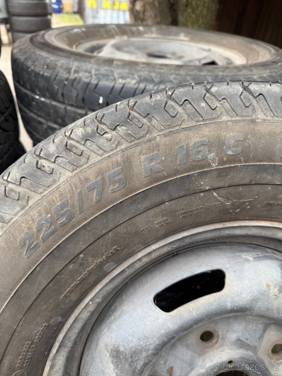 5x160r16 letní 225/75r16C - 2