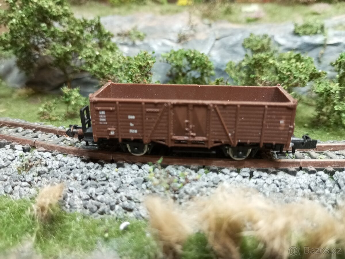 Vláčky, mašinky N 18. - 2