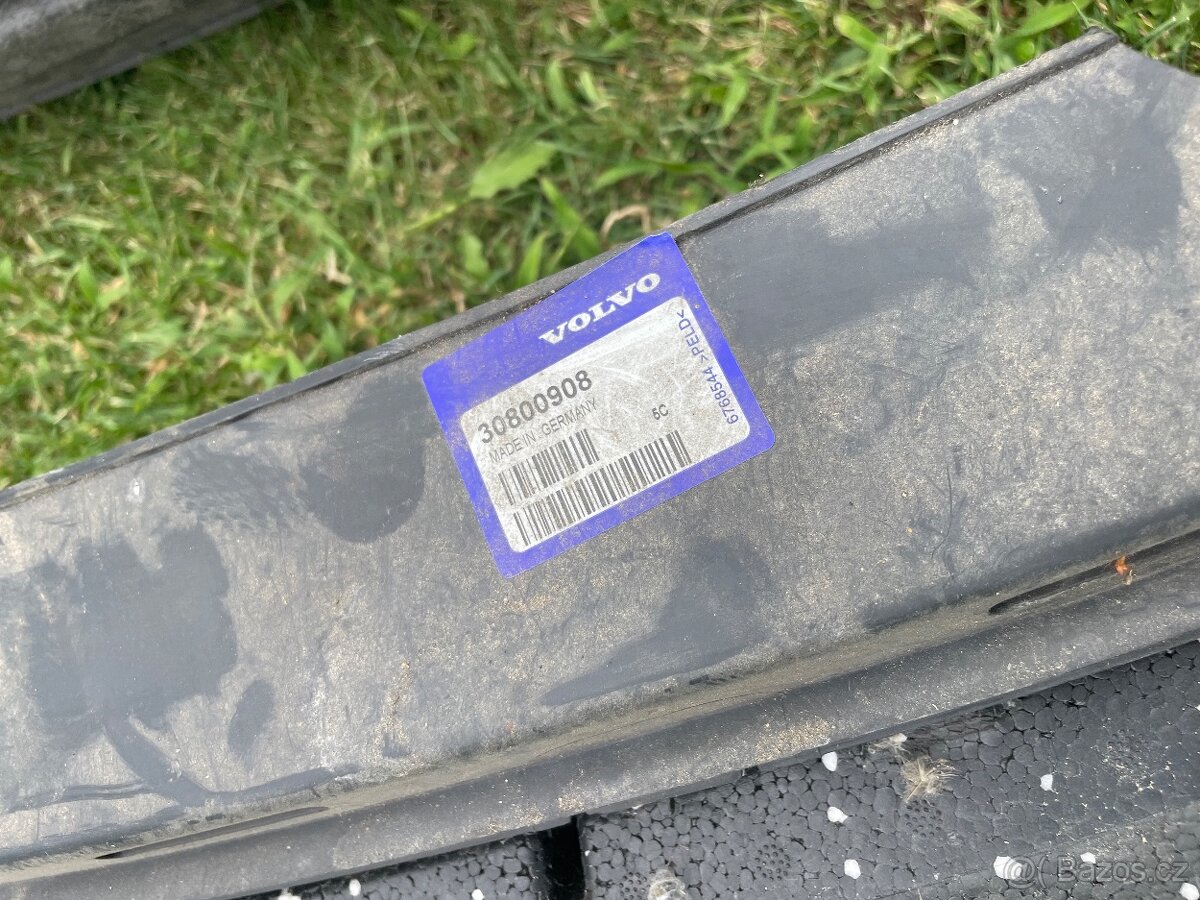 Výztuha nárazníku volvo s40 - 2