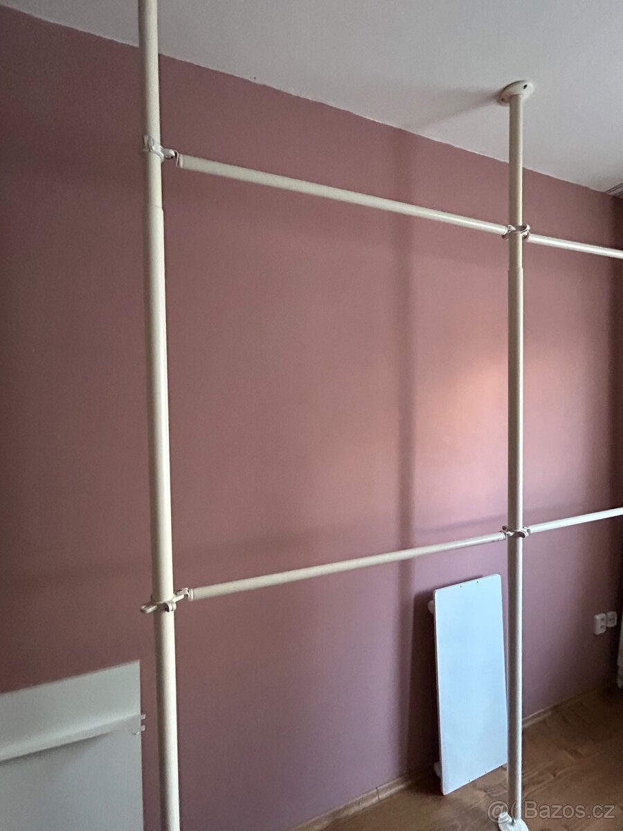 Šatní systém Ikea - 2
