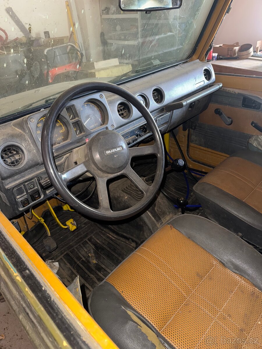 Suzuki Samurai - 2