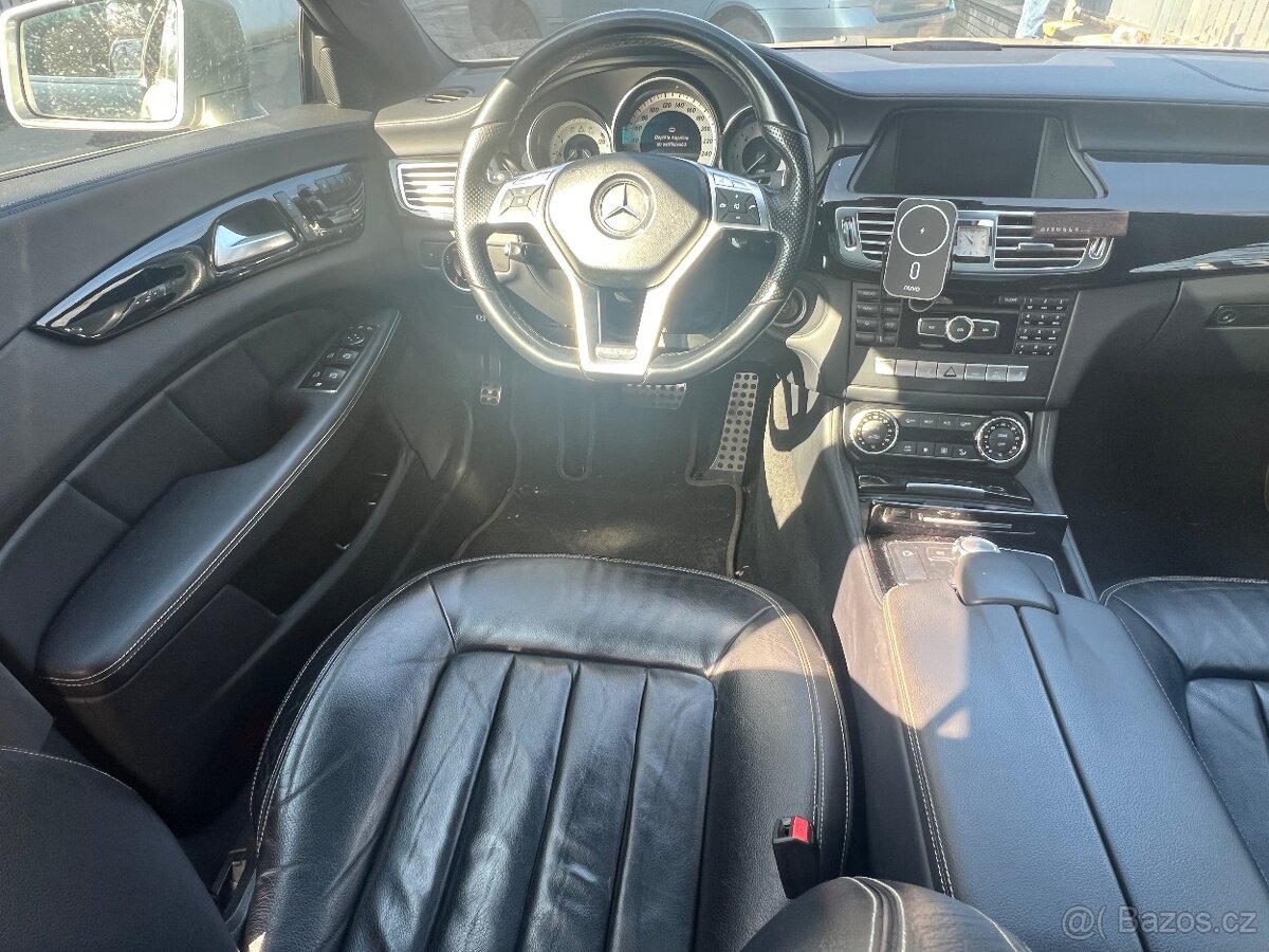 MB CLS - vozidlo taxislužby - 2