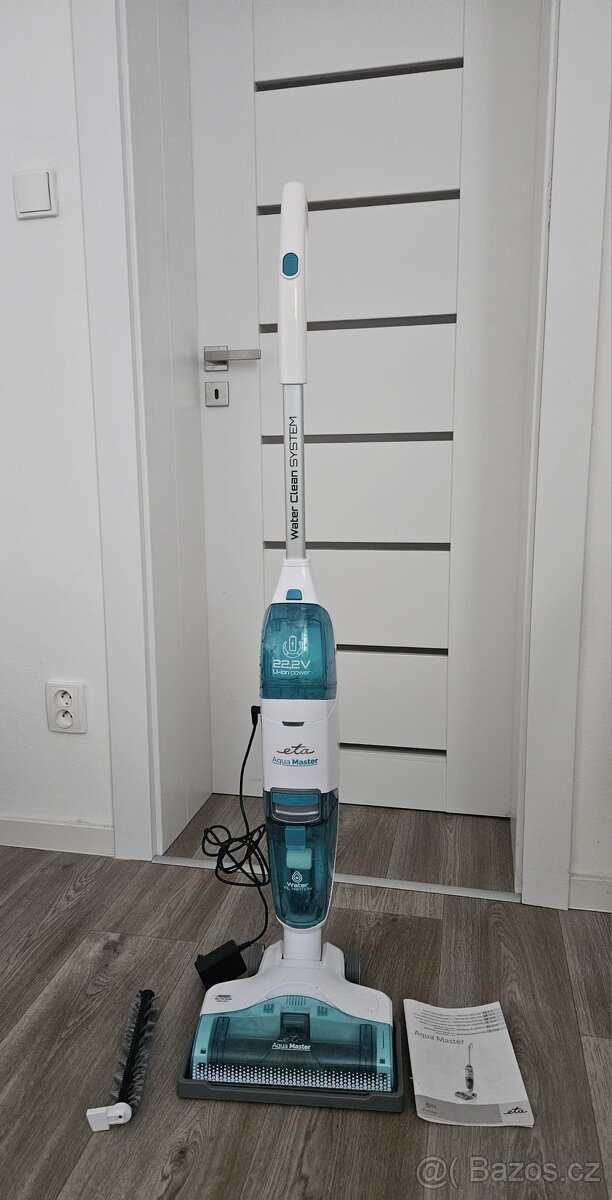 Tyčový vysavač ETA AquaMaster 1230 90000 - 2