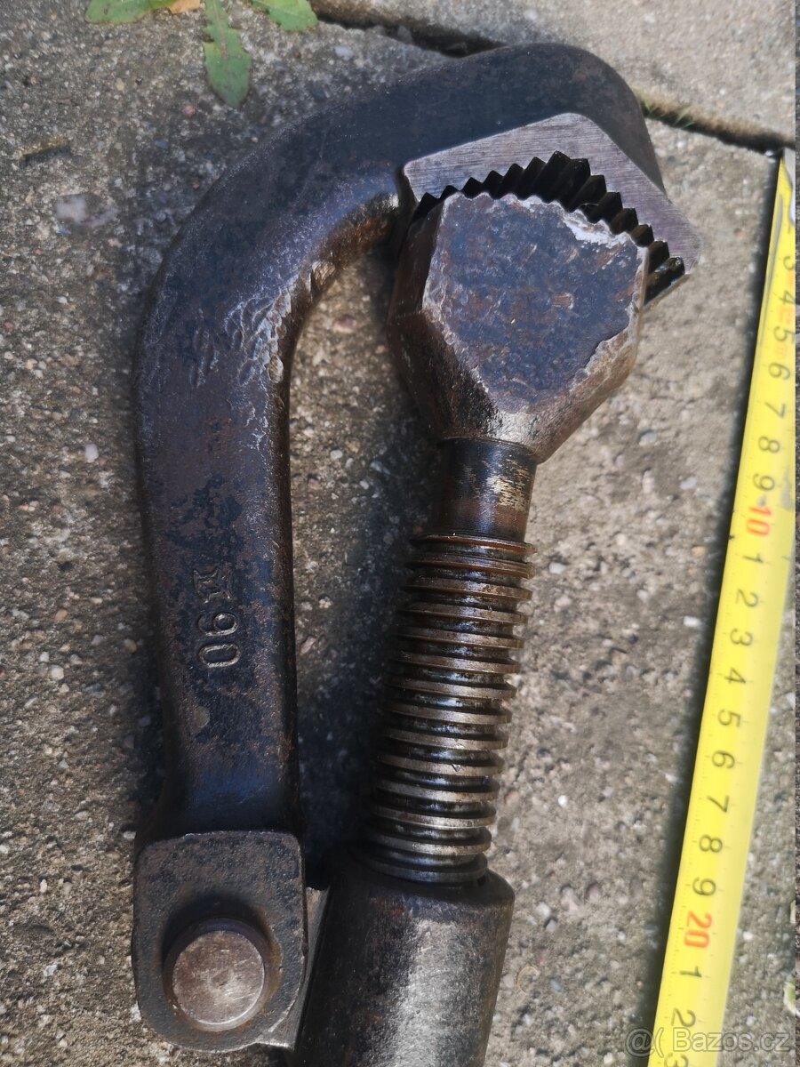 velký kloubový hasák ZBIROVIA - 2