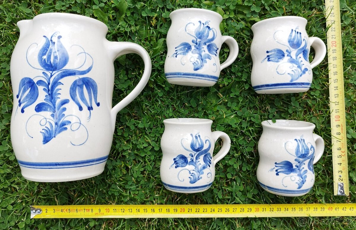 Hrdějovická ker. - džbánek, hrnky MODRÉ KVĚTY - 2