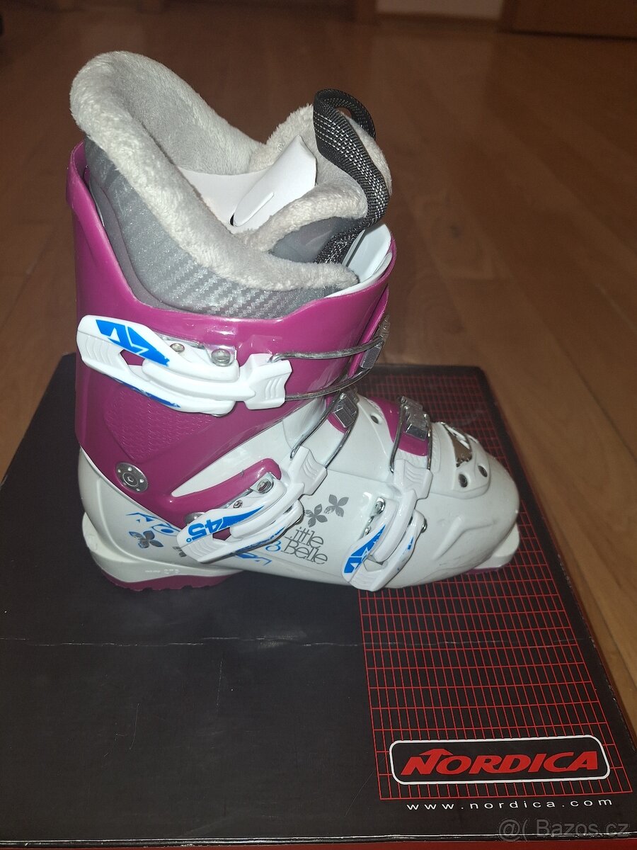 Prodám dívčí přezkáče vel. 220 - 2