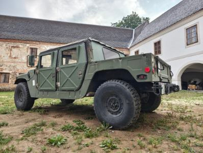 Humvee Hummer H1