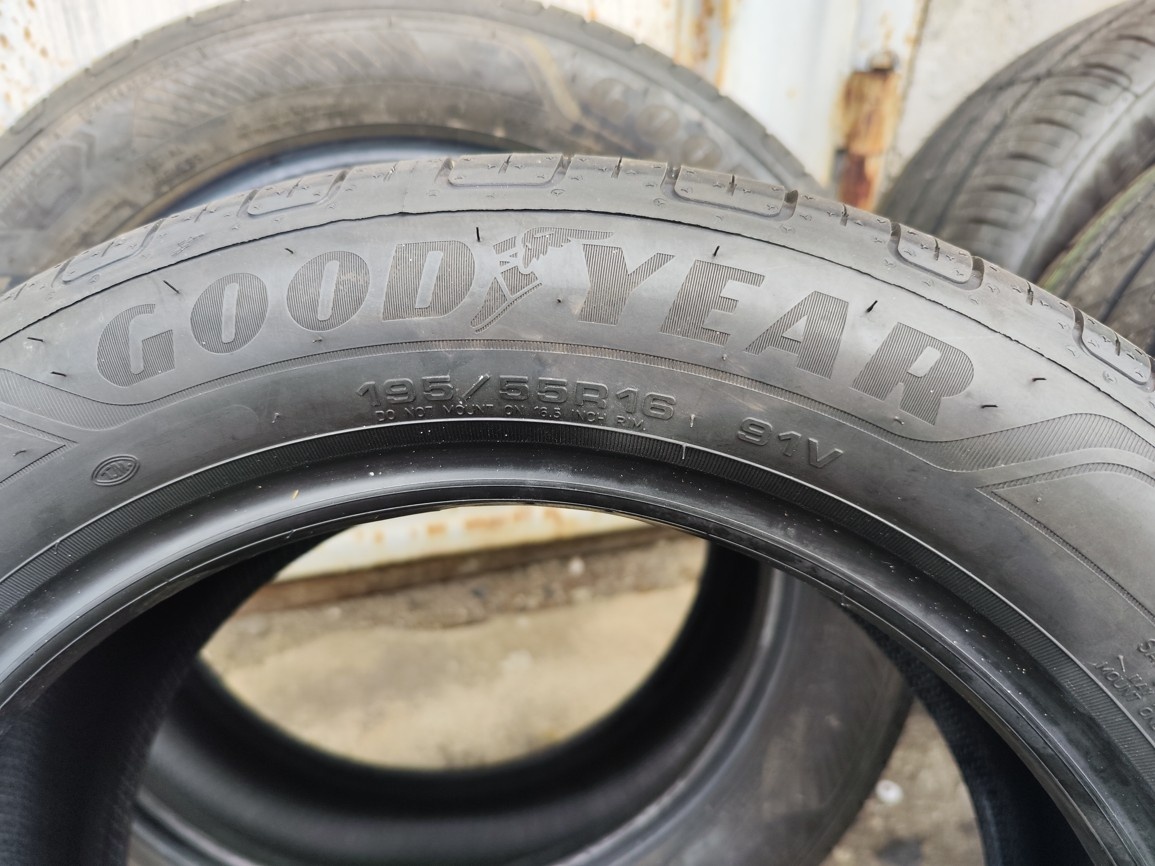 16"zánovní letní sada pneu Goodyear 195/55/16 4ks = 5000Kč - 2