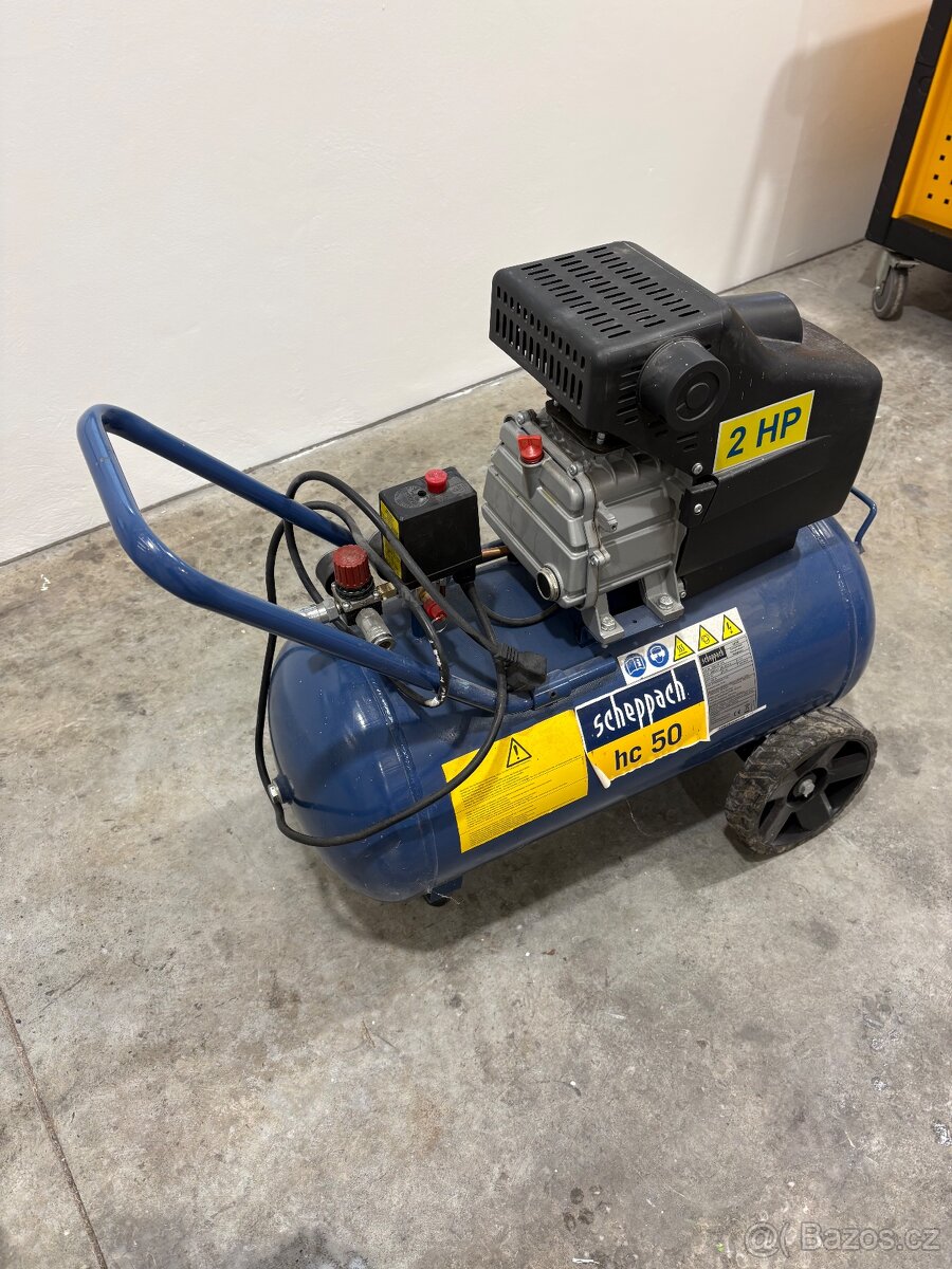 Vybavený vozík s nářadím a kompresor - 2