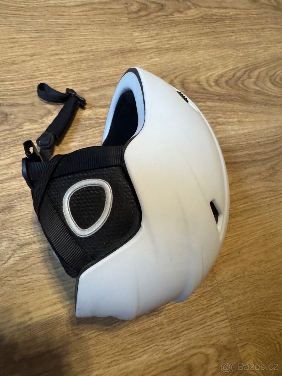 Lyžařská helma - 2