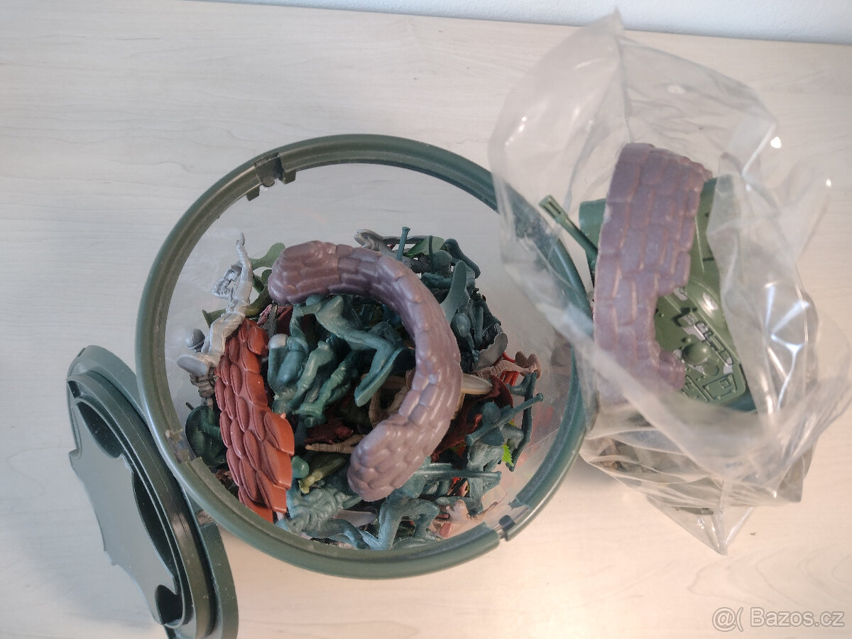 Plastový vojáčci - 2