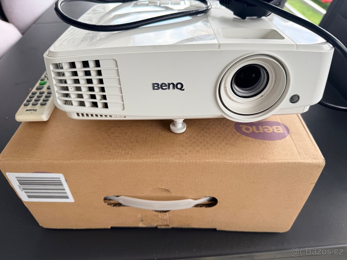 Projektor BENQ MS527 - 2