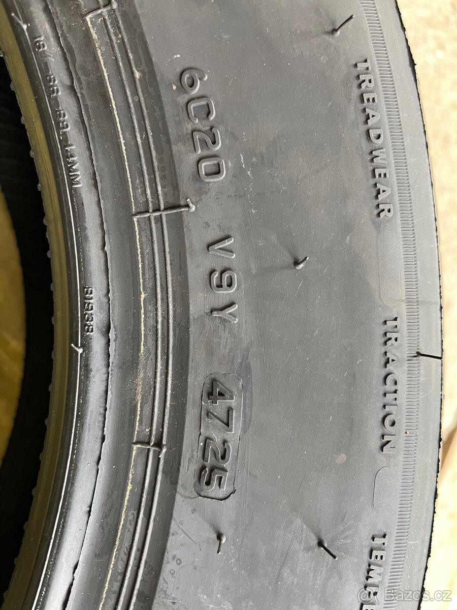 Bridgestone Turanza 205/60/16 - 2